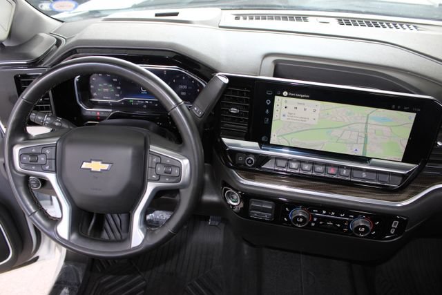Used 2025 Chevrolet Silverado 2500 LT AWD/4WD image 24