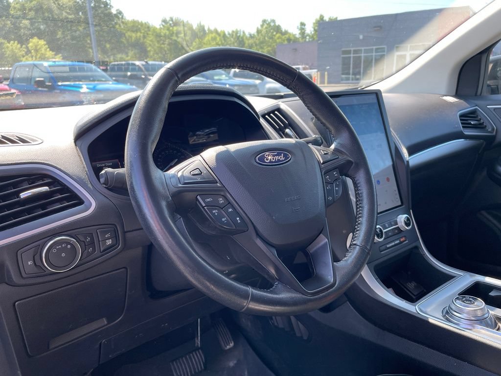 Used 2022 Ford Edge SEL w/ Convenience Package AWD/4WD image 15