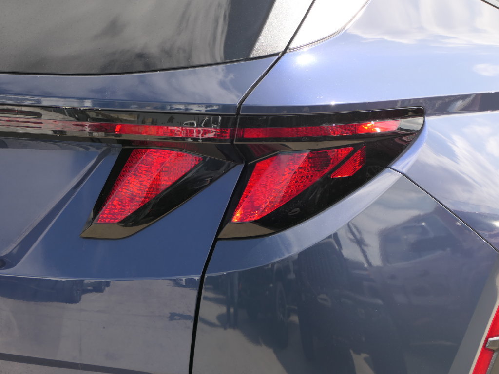 Used 2025 Hyundai Tucson SEL FWD image 3