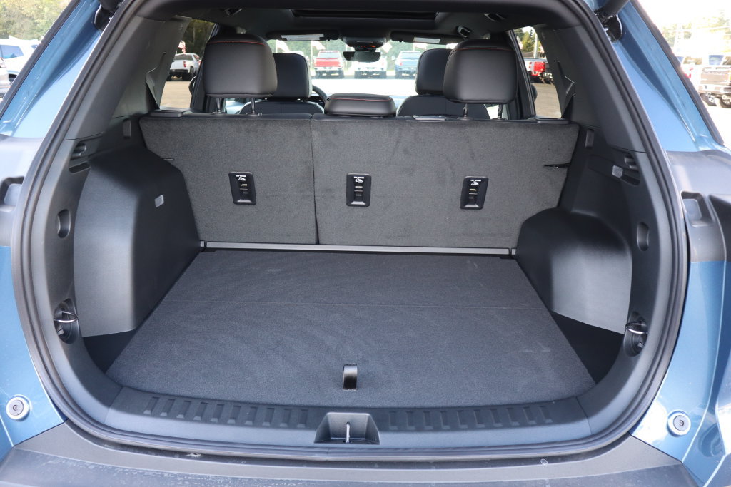 New 2027 Chevrolet Equinox RS w/ Safety and Technology Package AWD/4WD image 25