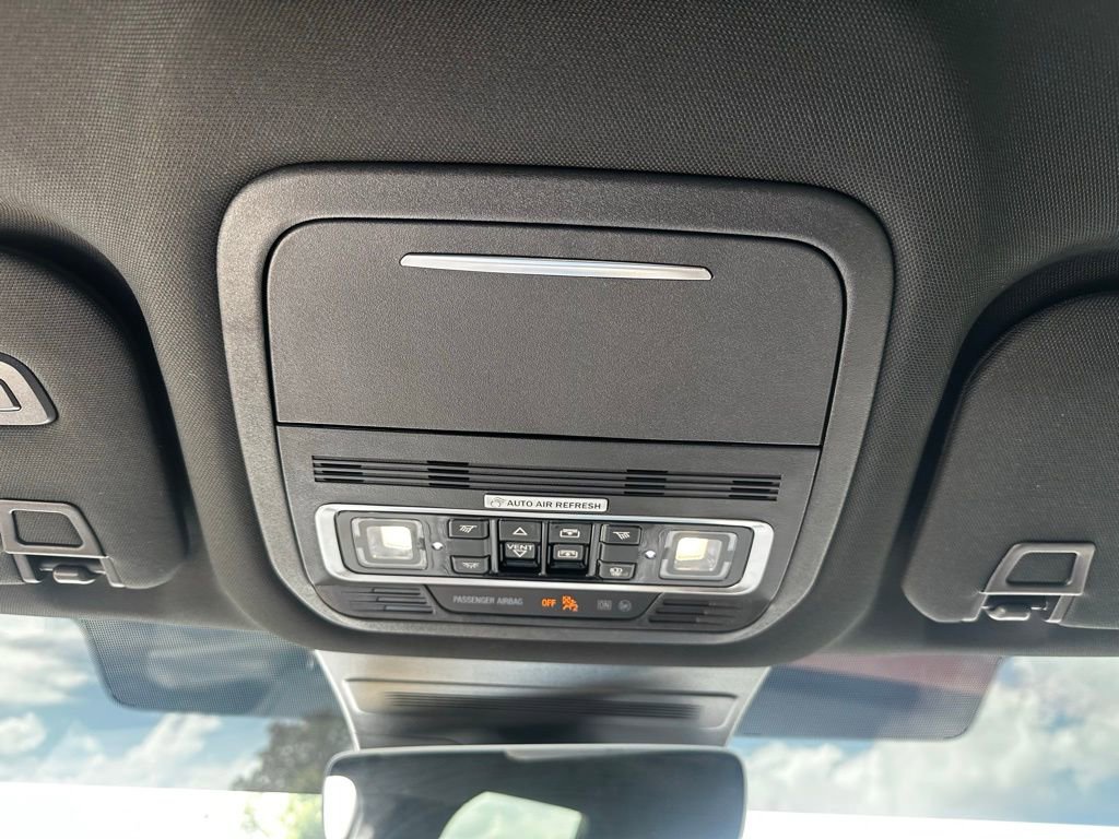 Used 2026 Lincoln Nautilus Reserve AWD/4WD image 23