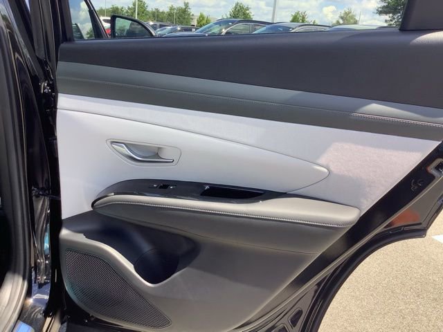 New 2025 Hyundai Tucson Limited image 23