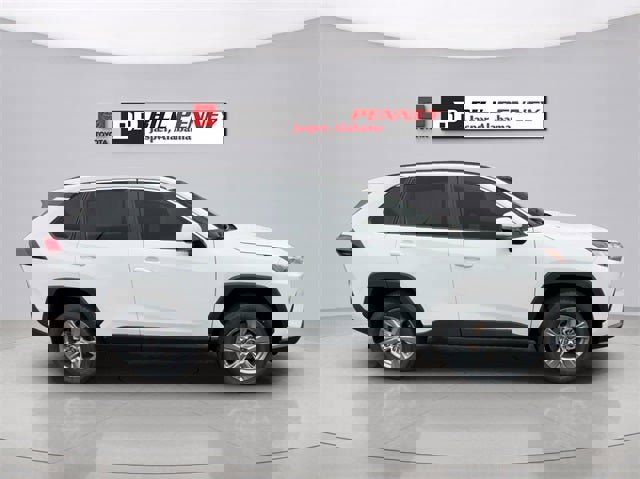 New 2025 Toyota RAV4 XLE image 6