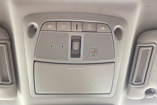Used 2021 Nissan Armada SL AWD/4WD image 37