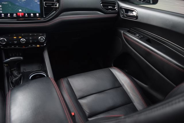 Used 2023 Dodge Durango GT RWD image 14