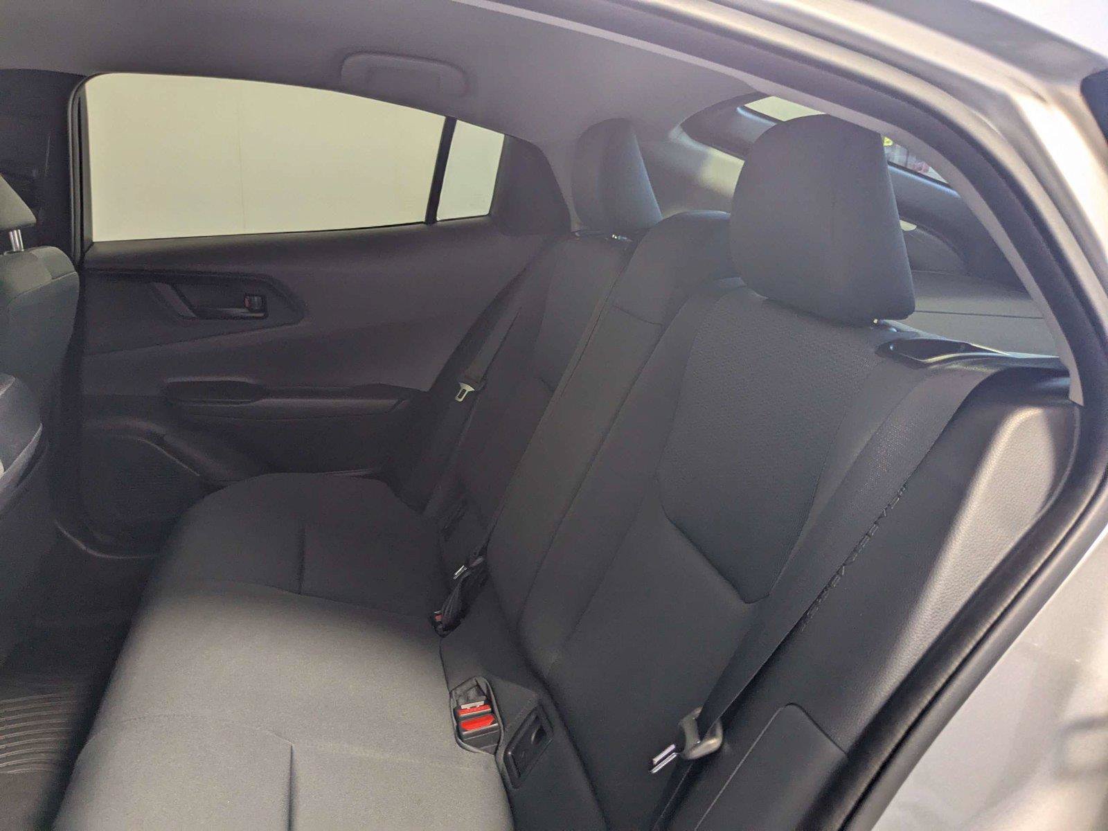 Certified 2025 Toyota Prius LE FWD image 34
