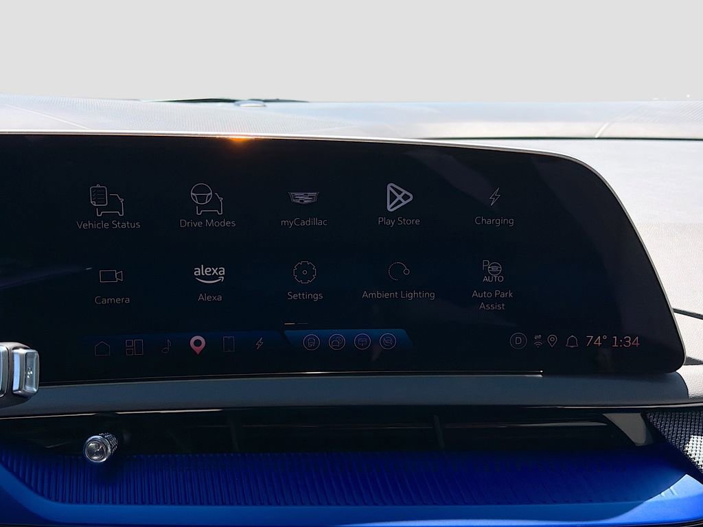 Certified 2025 Cadillac Optiq Sport 2 image 31