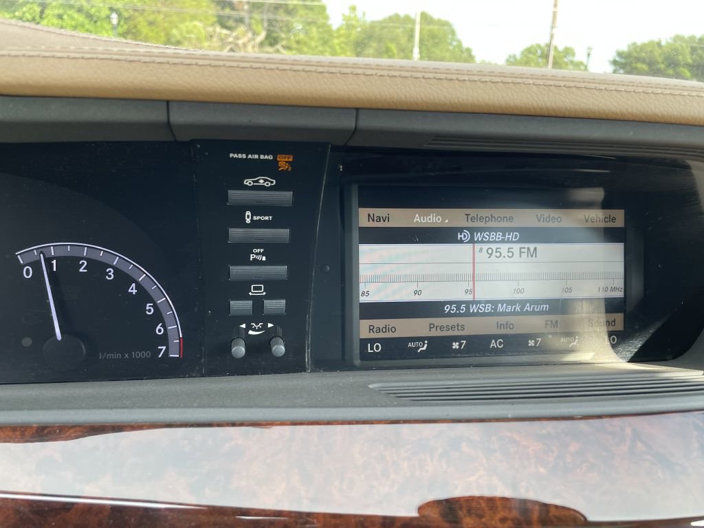 Used 2013 Mercedes-Benz S 550 4MATIC image 21