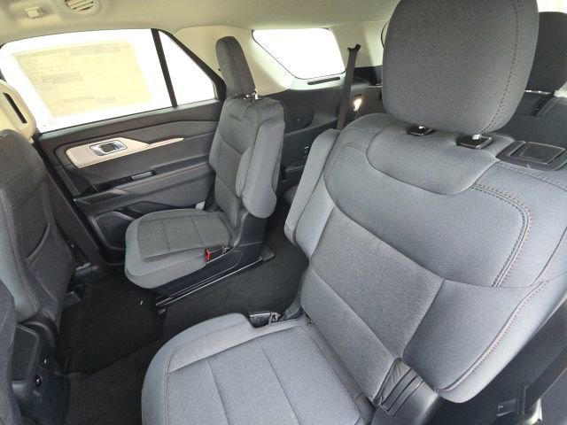 New 2026 Ford Explorer Active image 17