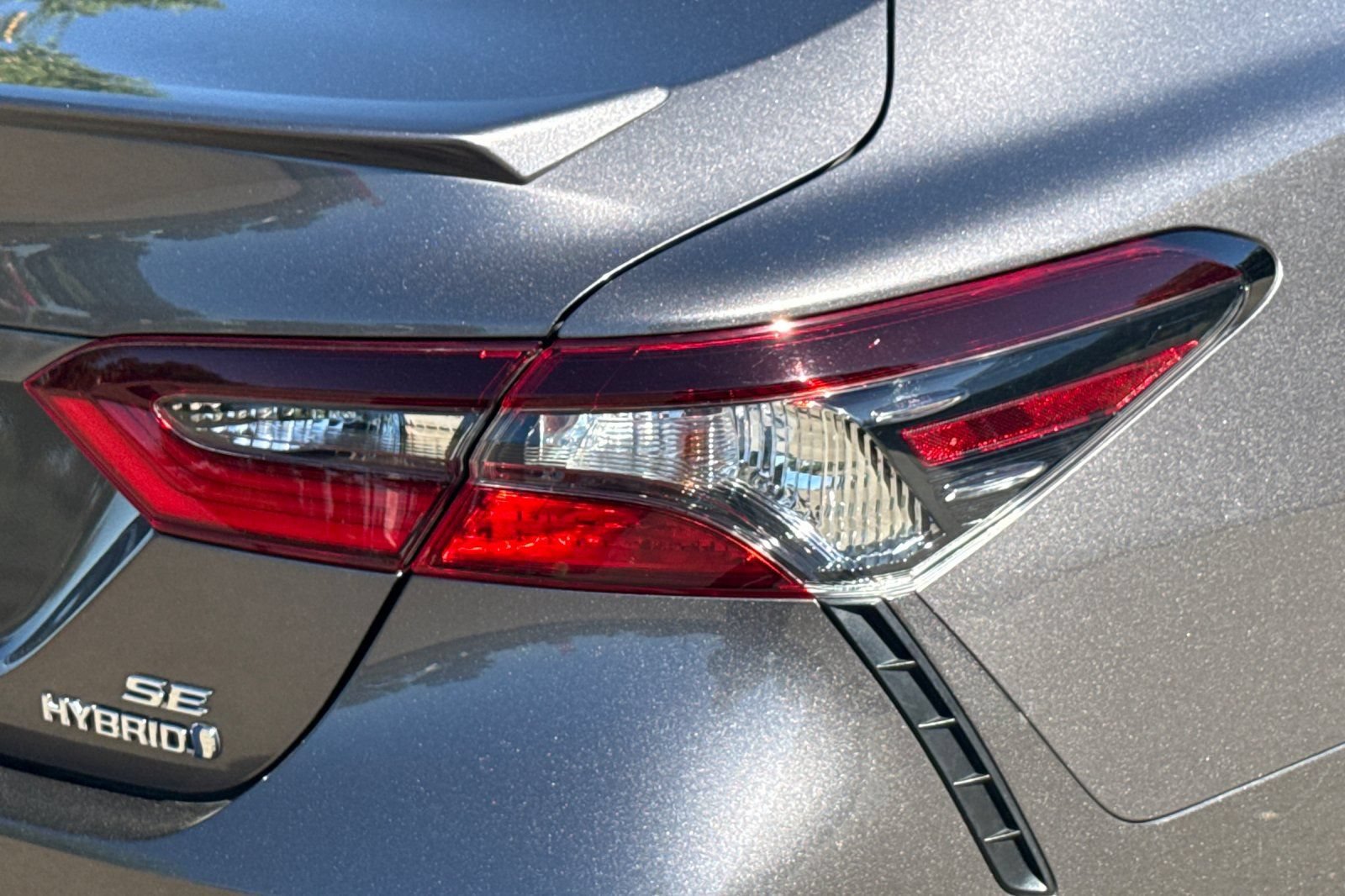 Used 2021 Toyota Camry SE w/ Cold Weather Package FWD image 50