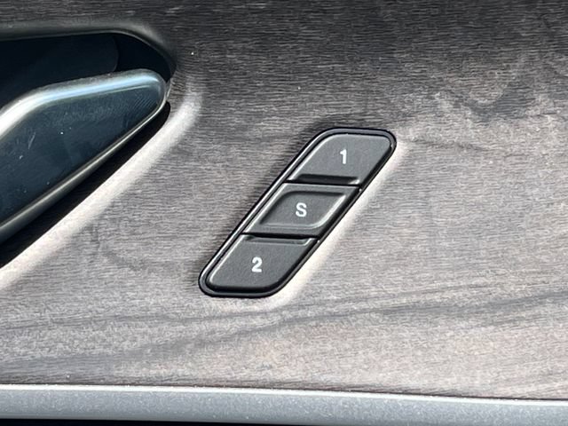 Used 2022 Jeep Grand Cherokee Limited 4xe AWD/4WD image 17