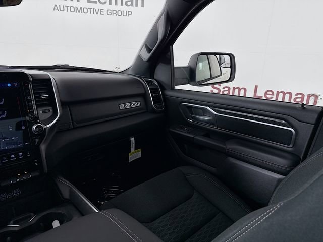 New 2026 RAM 1500 4x4 Crew Cab image 23
