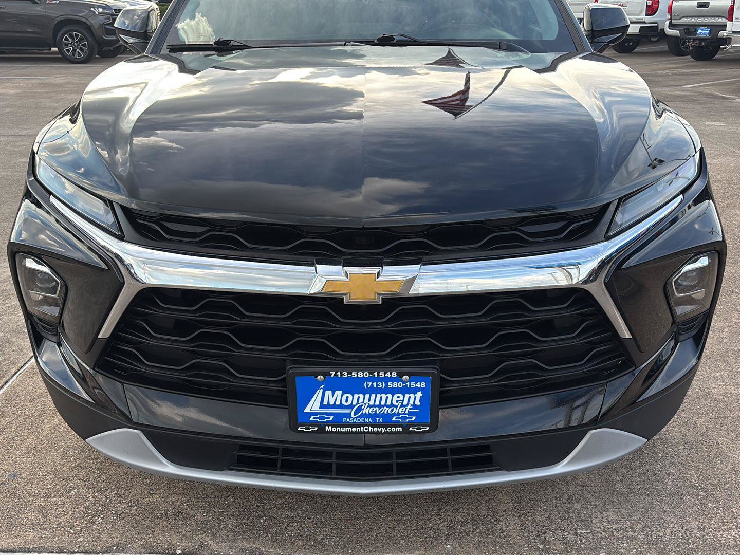 Used 2023 Chevrolet Blazer LT w/ LPO, Cargo Package AWD/4WD image 3