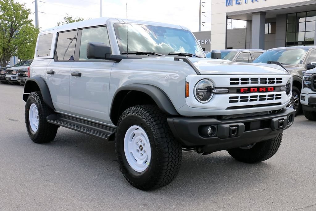 New 2026 Ford Bronco Heritage Edition AWD/4WD image 4