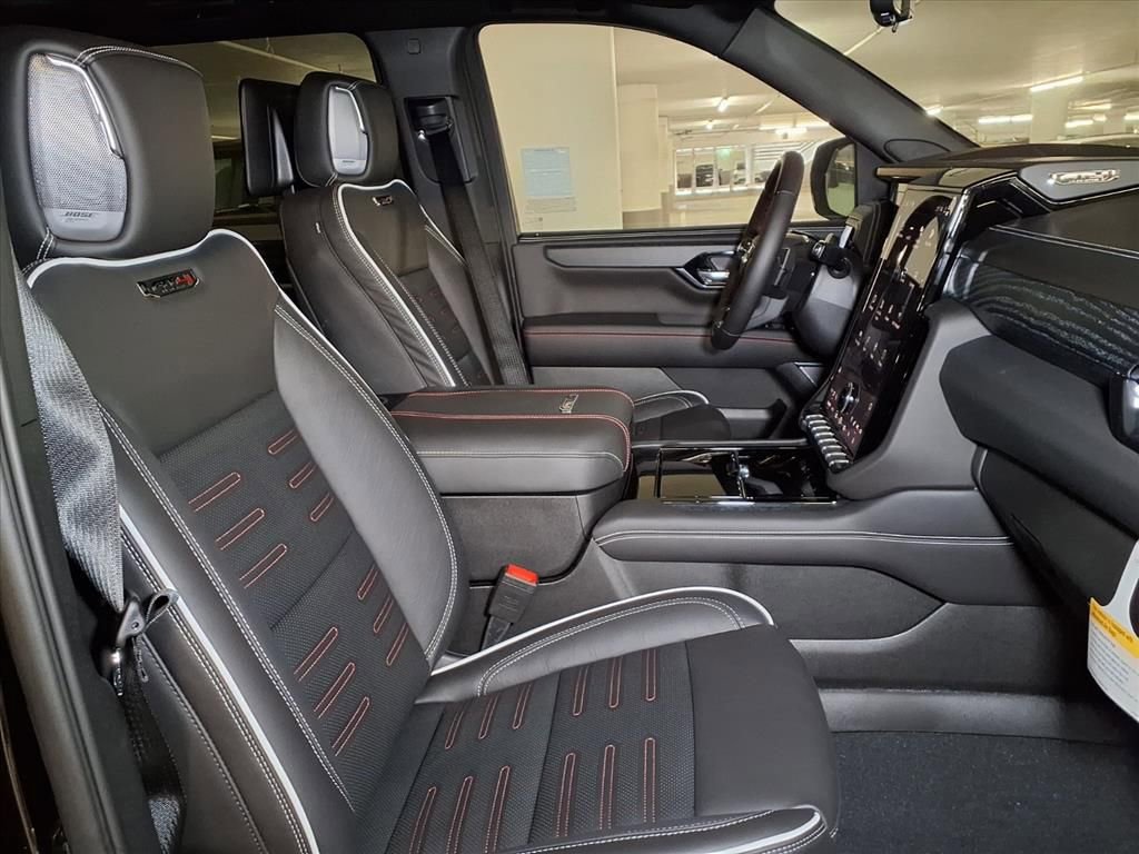 New 2026 GMC Yukon XL AT4 Ultimate AWD/4WD image 6