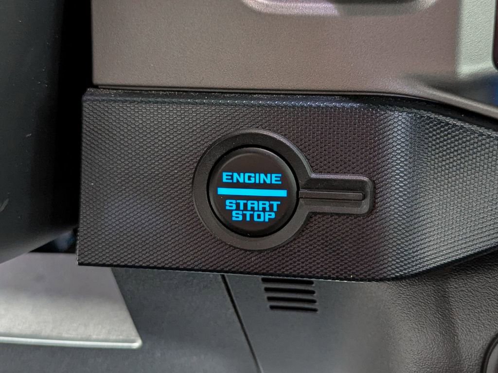 Used 2023 Ford Bronco Outer Banks image 25