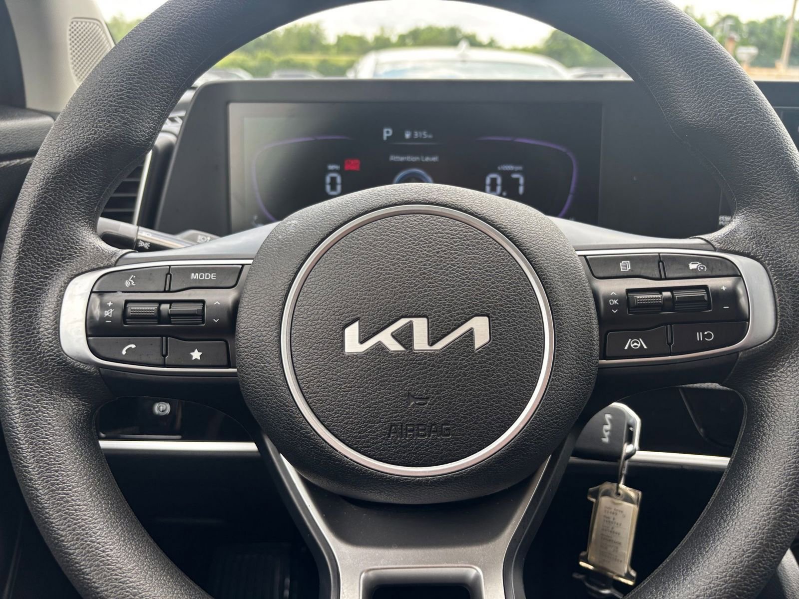 Used 2025 Kia Sportage LX image 27