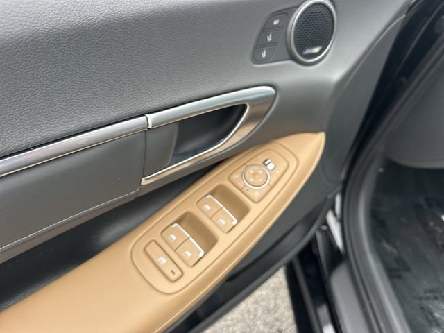 Used 2021 Hyundai Sonata Limited image 19