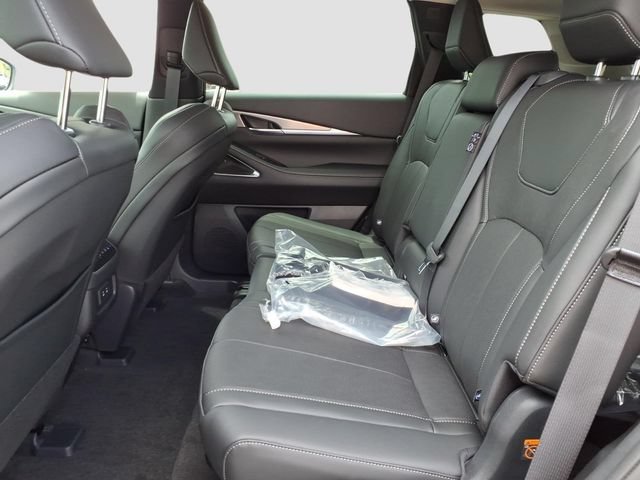 New 2027 INFINITI QX60 Luxe FWD image 24