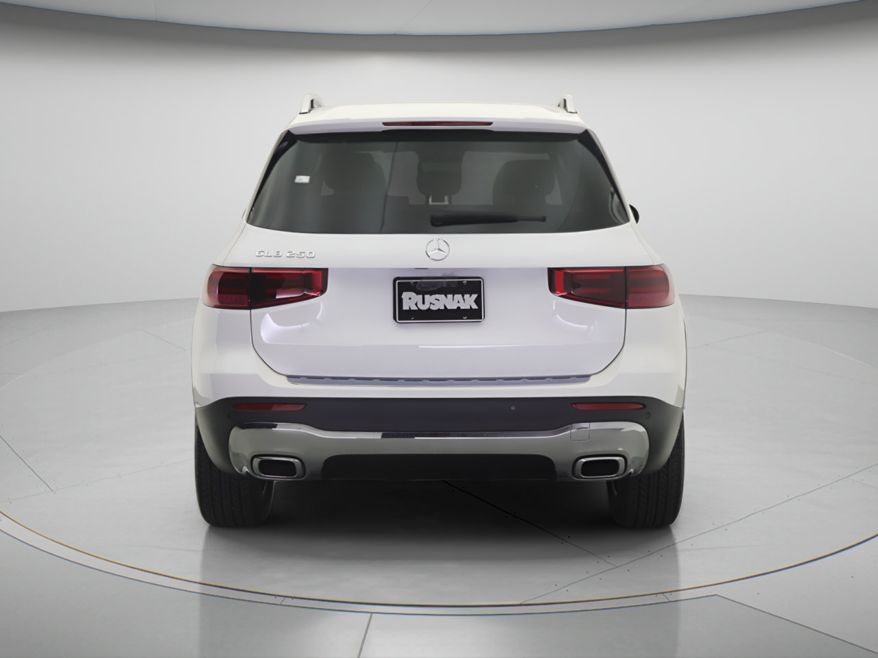 New 2026 Mercedes-Benz GLB 250 image 3