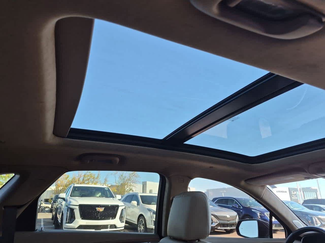 Used 2023 Cadillac XT5 Premium Luxury w/ Platinum Package AWD/4WD image 22