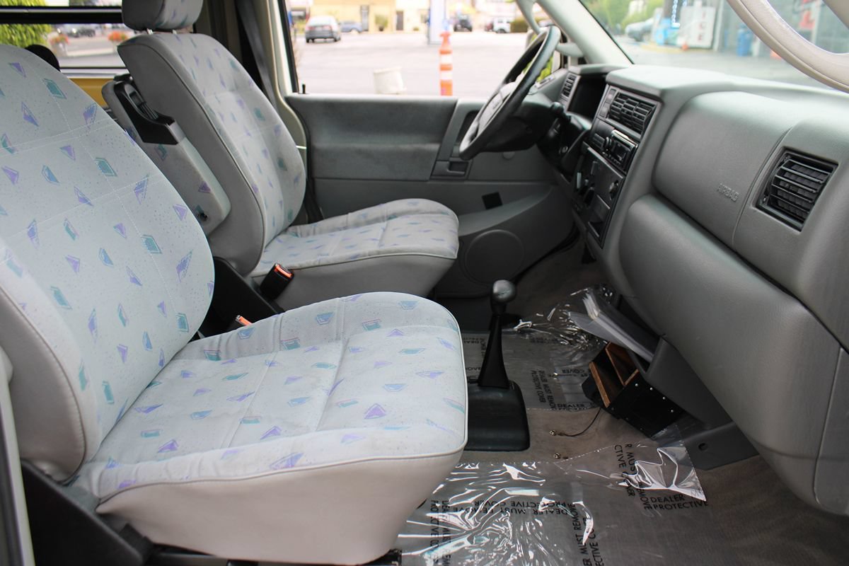 Used 1997 Volkswagen Eurovan Camper FWD image 47