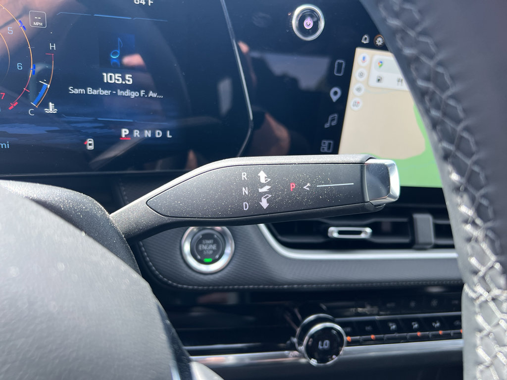 Used 2025 Chevrolet Equinox LT w/ Convenience Package II image 16