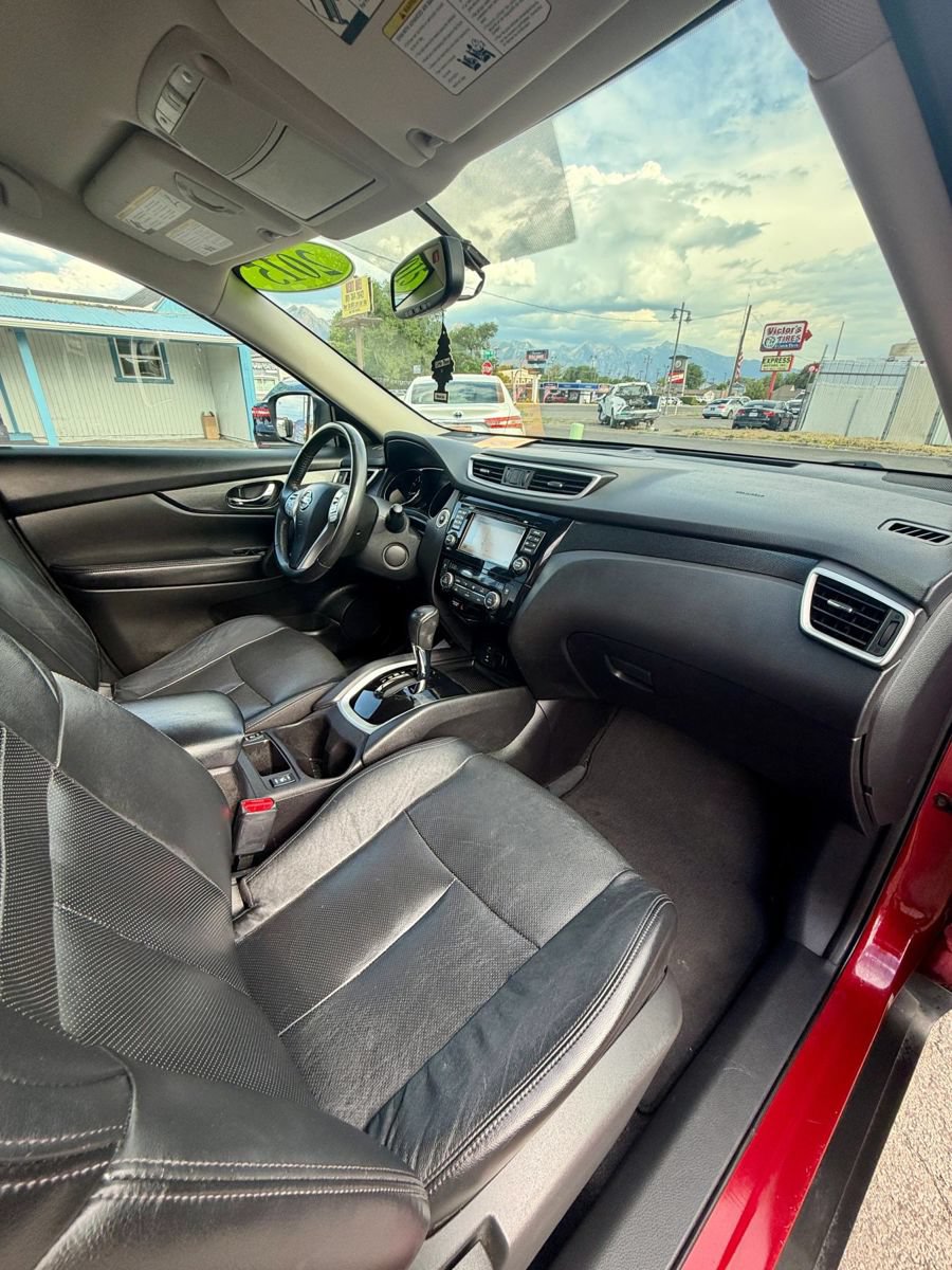Used 2015 Nissan Rogue SL AWD/4WD image 14