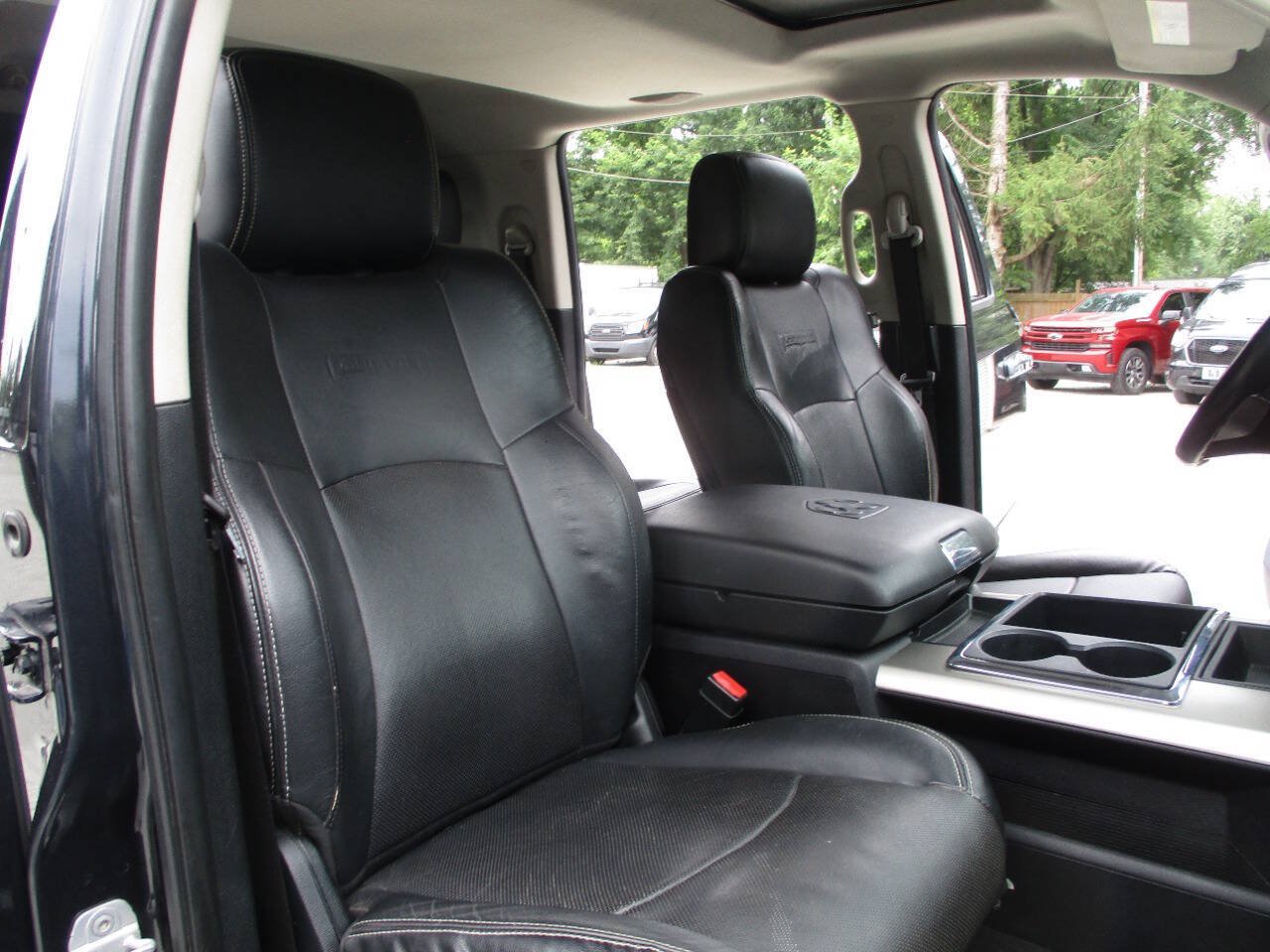 Used 2014 RAM 2500 Laramie AWD/4WD image 27