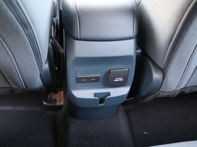 New 2026 Ford Maverick XLT w/ XLT Luxury Package FWD image 18