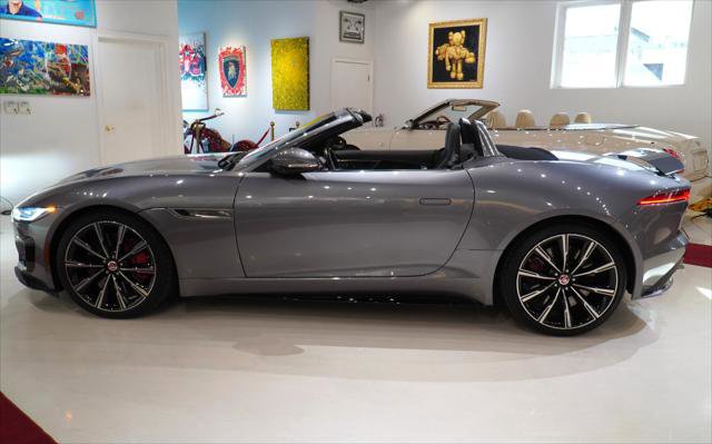 Used 2021 Jaguar F-TYPE R image 19