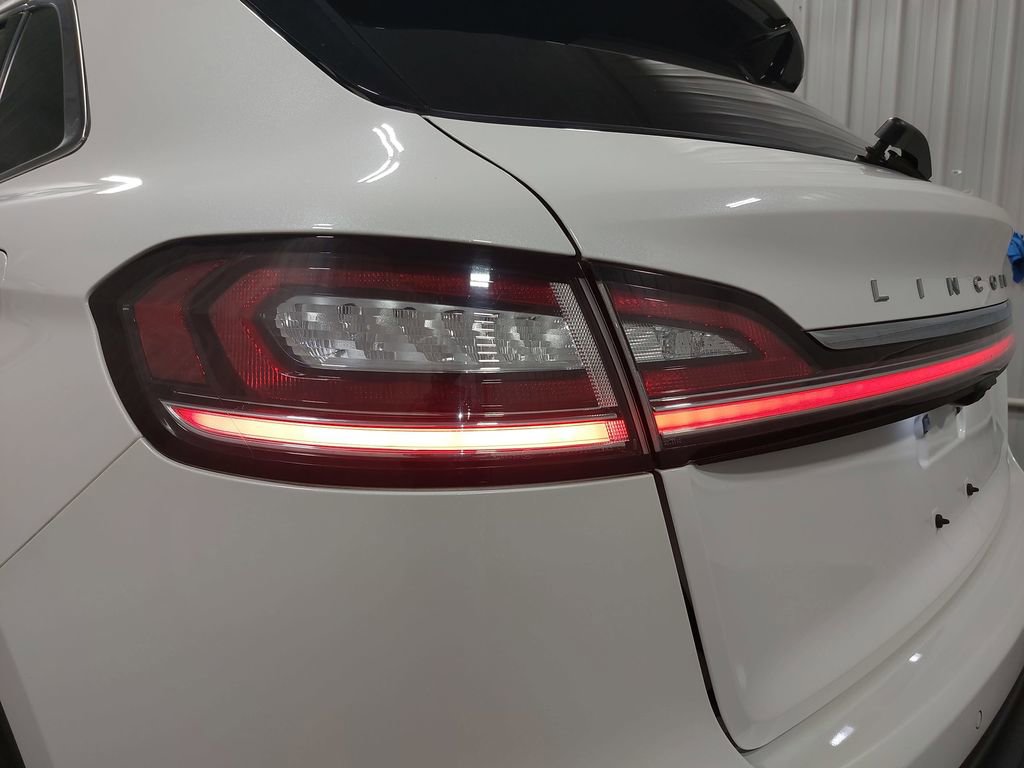 Used 2023 Lincoln Nautilus AWD w/ Premium Package image 16