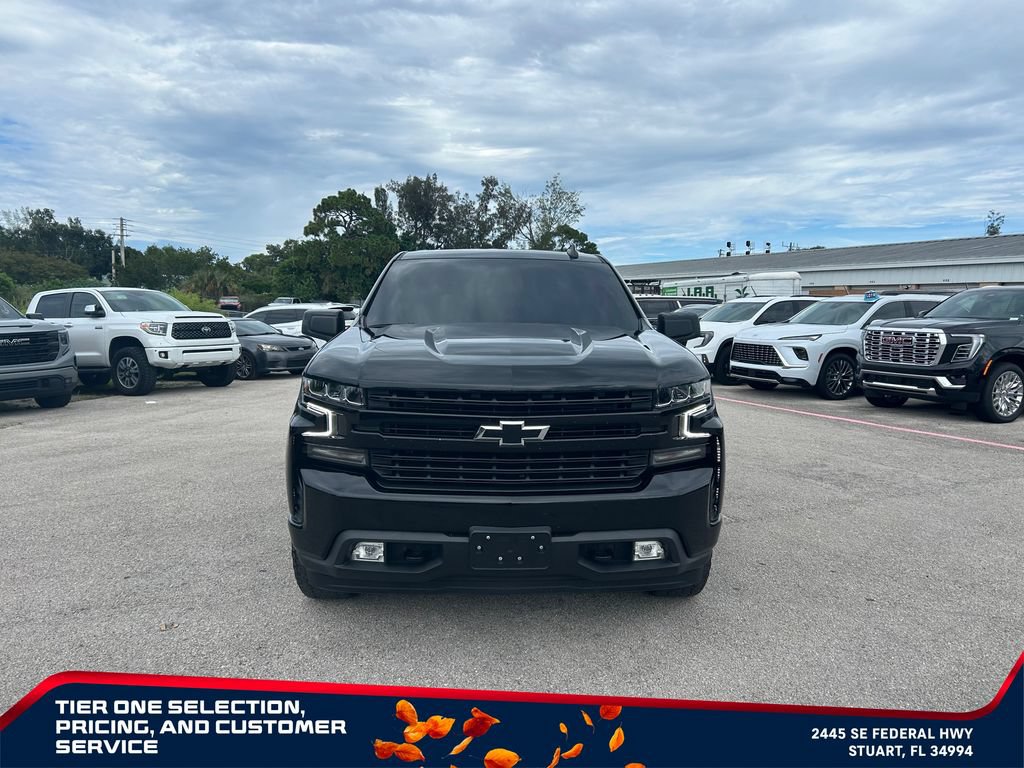 Used 2022 Chevrolet Silverado 1500 RST w/ LPO, Blackout Package AWD/4WD video 3