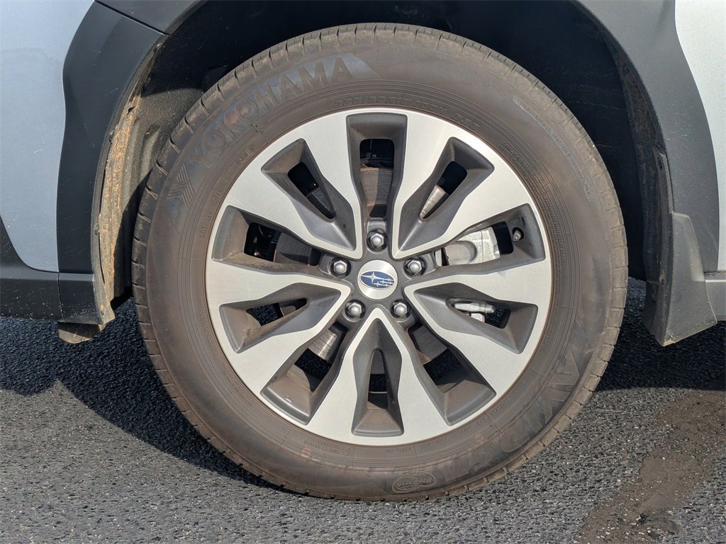 Certified 2025 Subaru Outback Limited w/ Popular Package #2 image 12