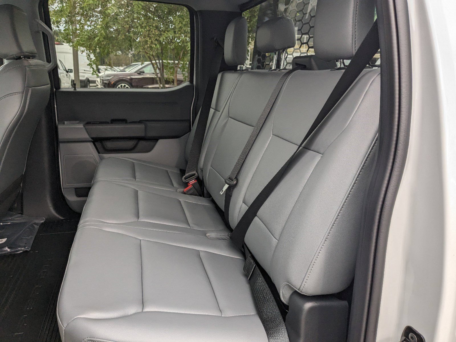 New 2024 Ford F350 XL w/ XL Chrome Package RWD image 13
