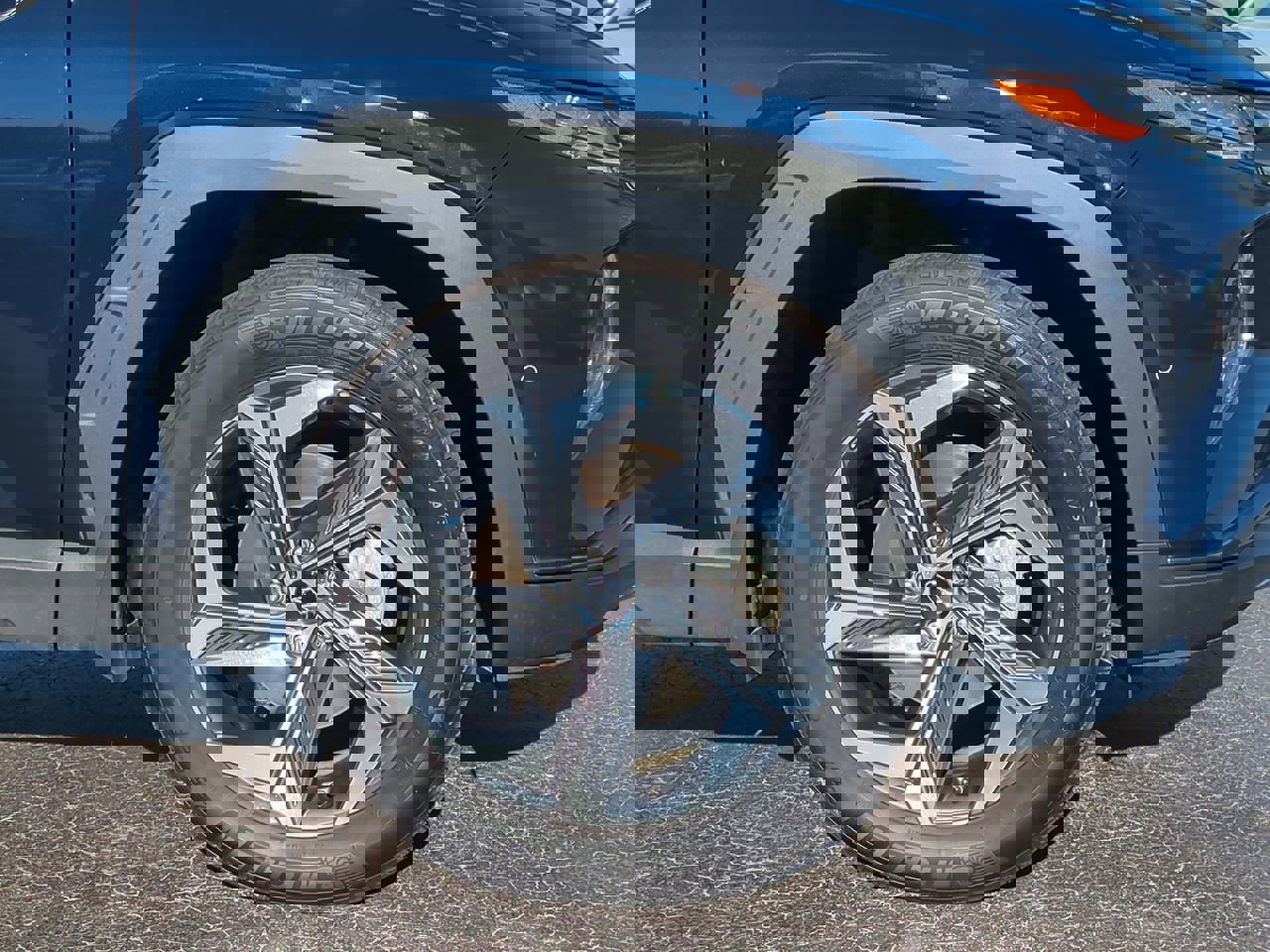 Used 2024 Hyundai Tucson Limited image 11