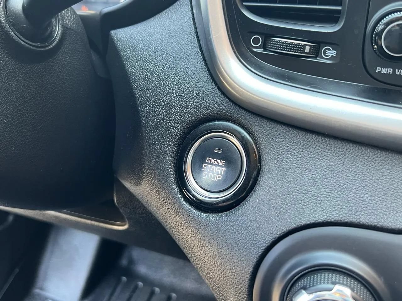Used 2019 Kia Sorento EX FWD image 28