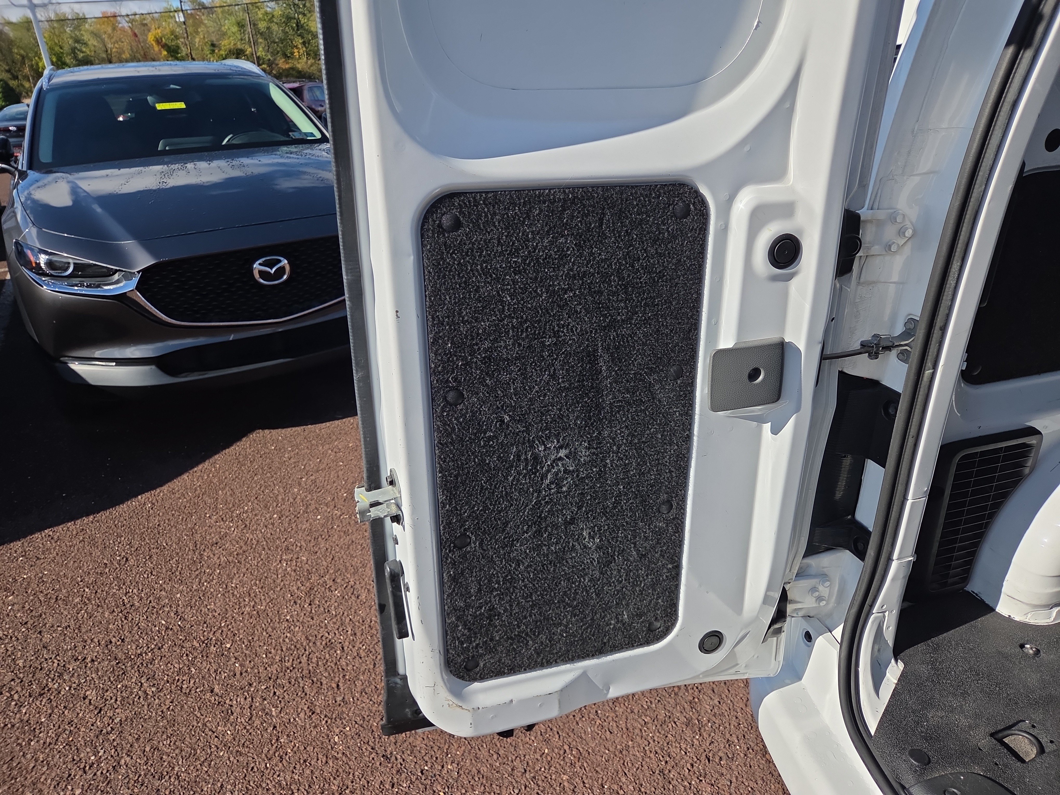 Used 2017 Nissan NV200 SV FWD image 21