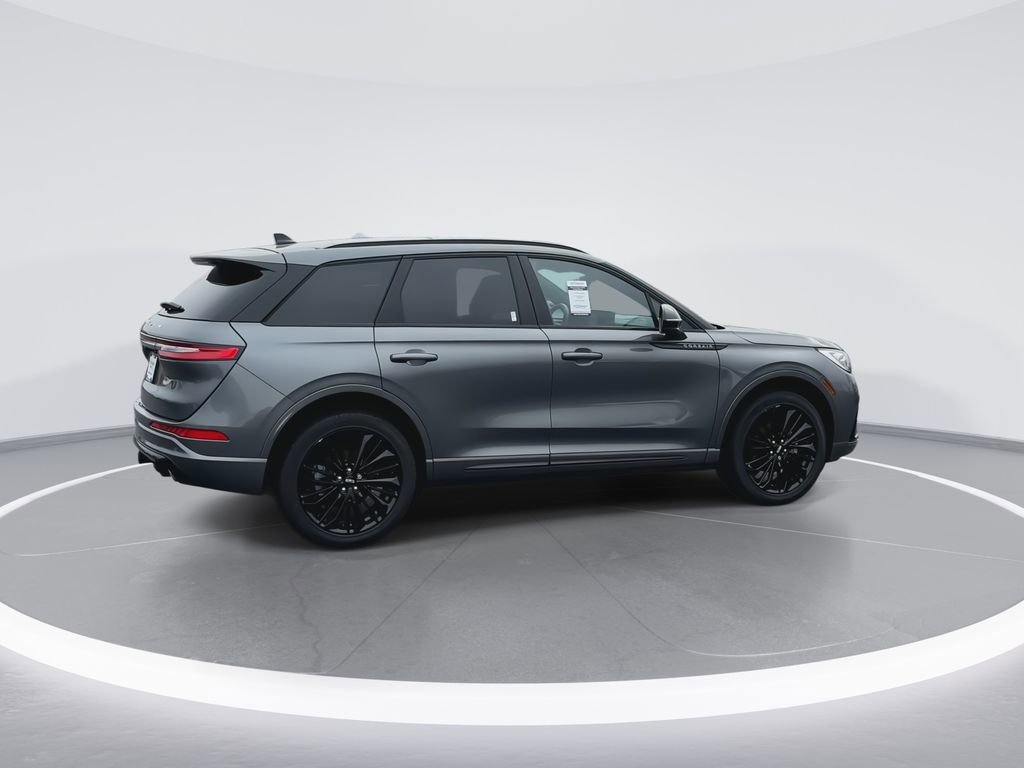 Used 2024 Lincoln Corsair Reserve w/ Equipment Group 201A image 8