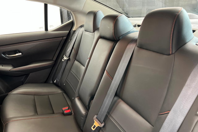 Used 2025 Nissan Sentra SR w/ SR Premium Package image 20