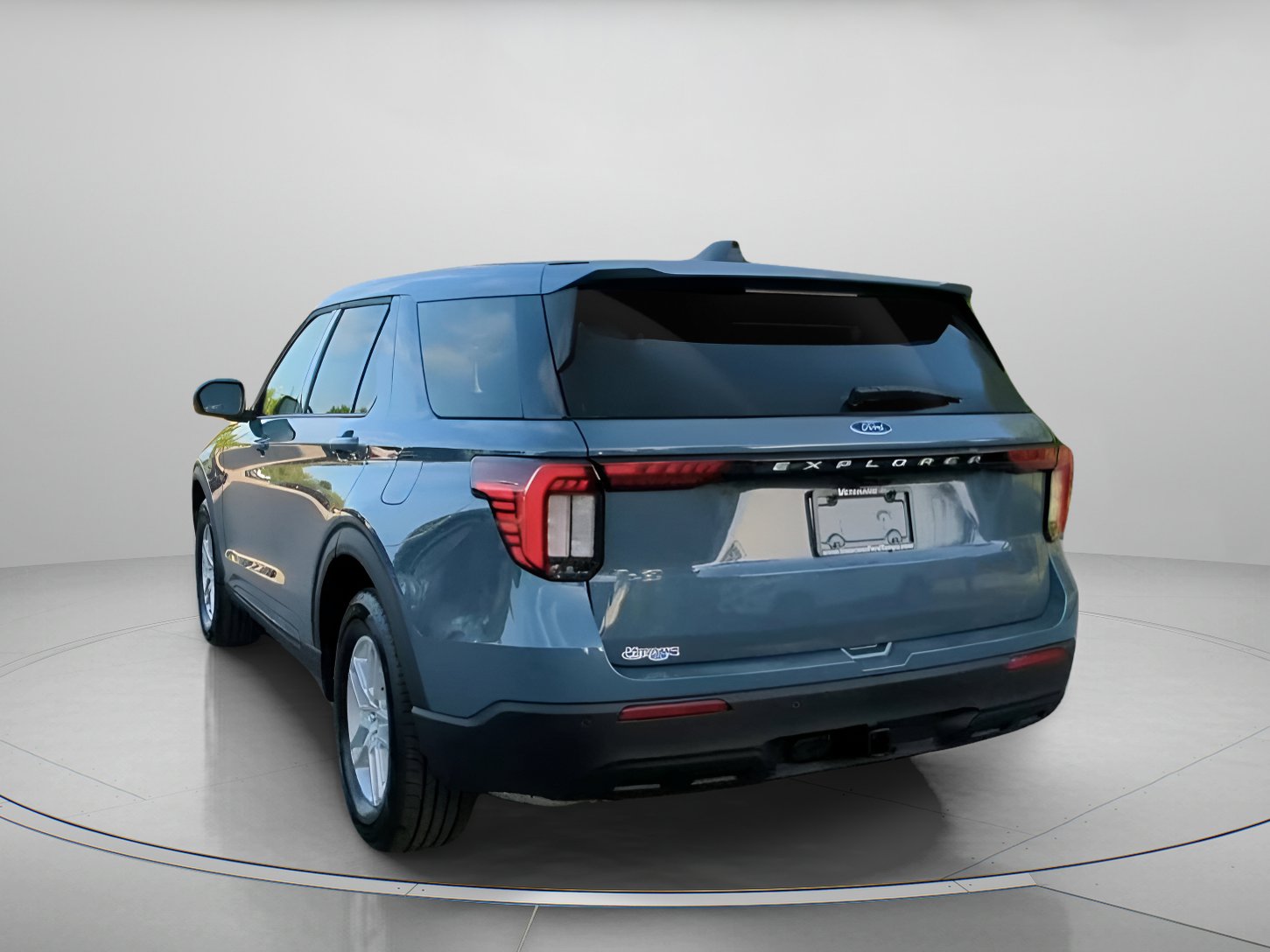 New 2026 Ford Explorer Active RWD image 25