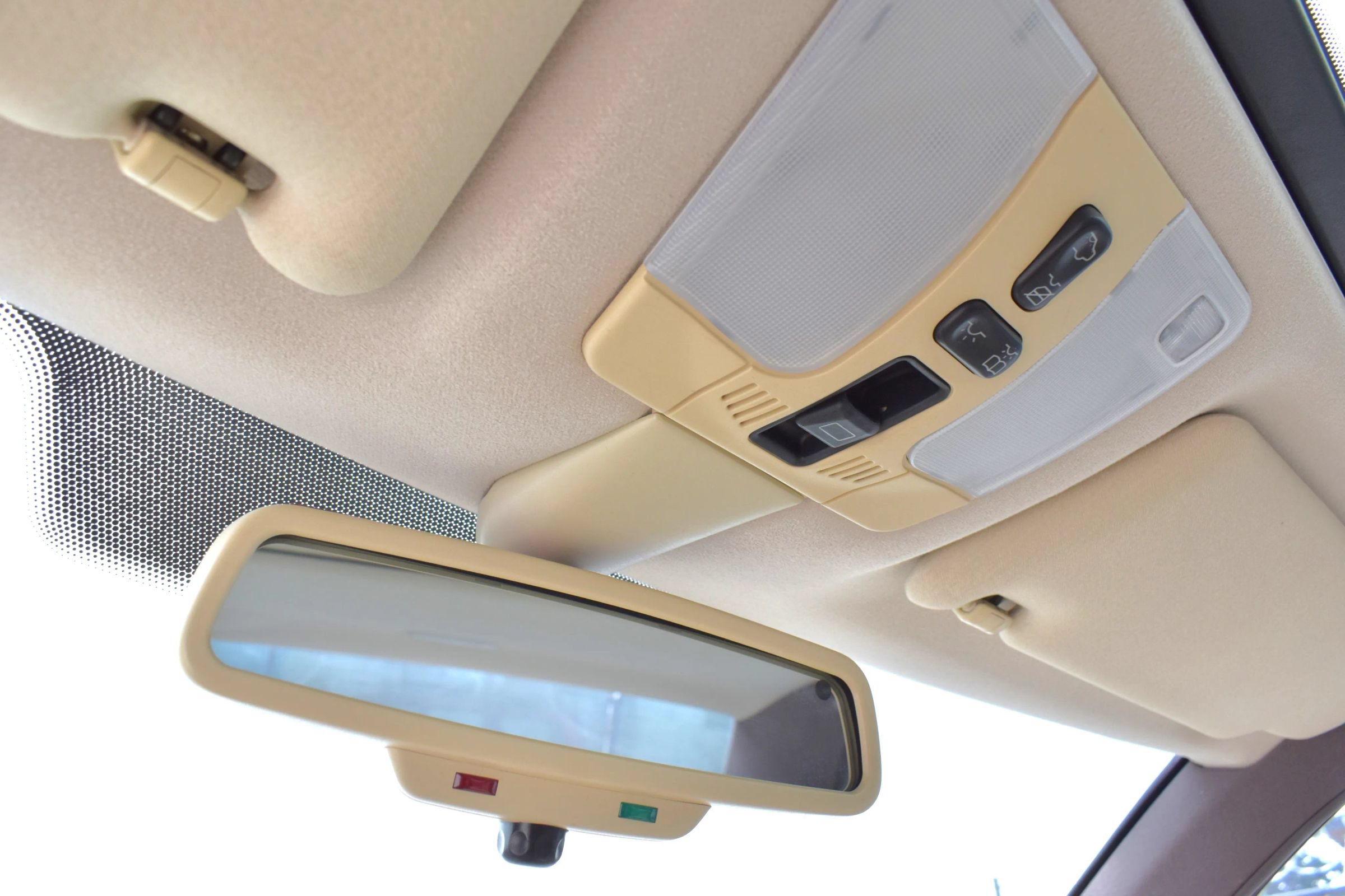 Used 1996 Mercedes-Benz E 320 Sedan image 18