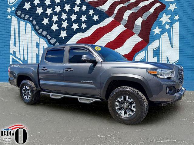 Used 2022 Toyota Tacoma TRD Off-Road w/ Technology Package AWD/4WD image 16