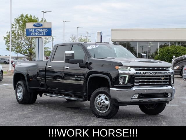Used 2021 Chevrolet Silverado 3500 LTZ w/ LTZ Plus Package AWD/4WD image 2