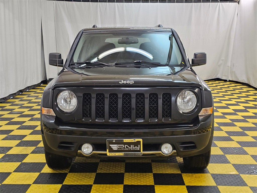 Used 2016 Jeep Patriot High Altitude image 8