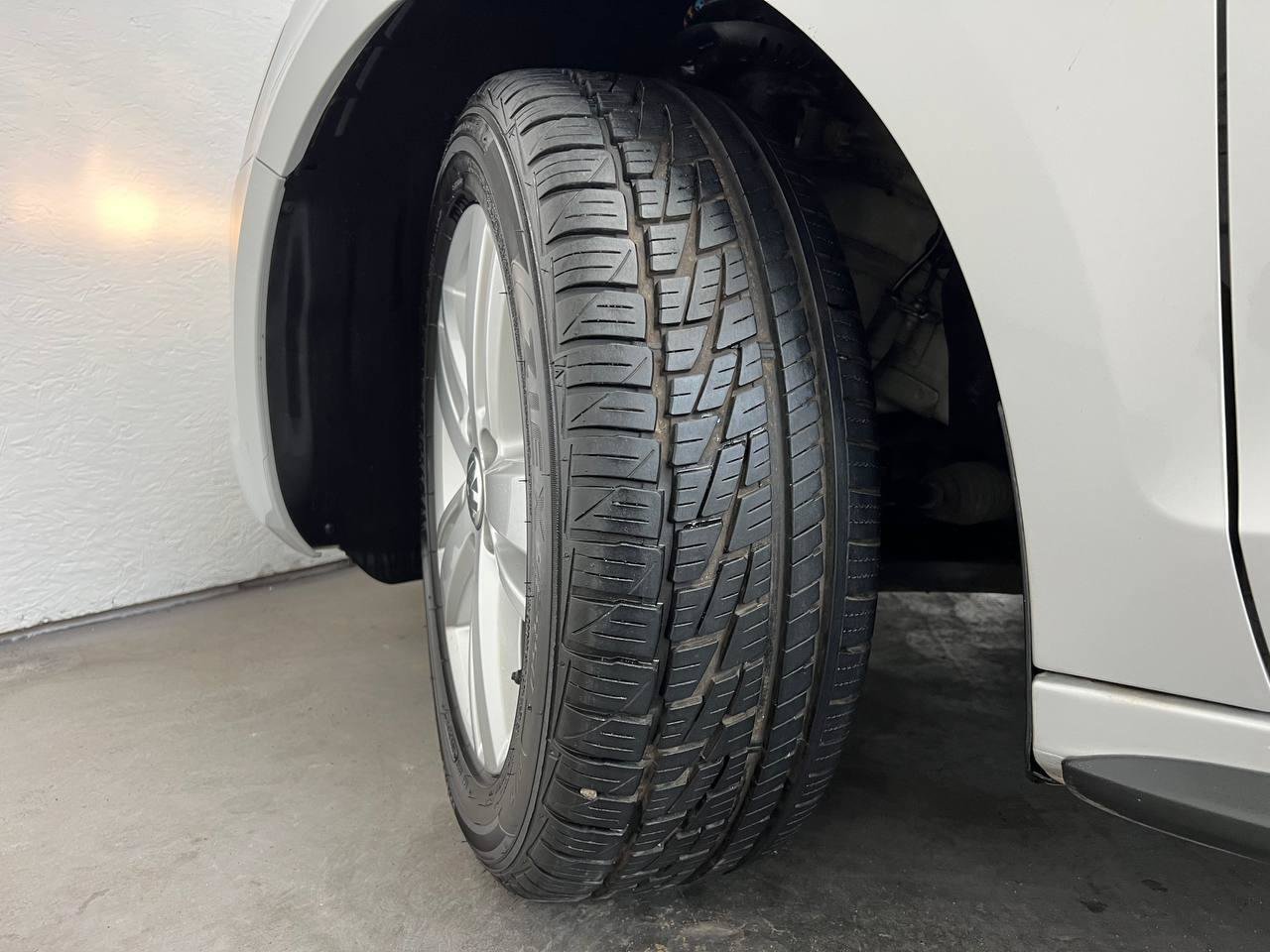 Used 2013 Volkswagen Jetta Hybrid Sedan FWD image 28
