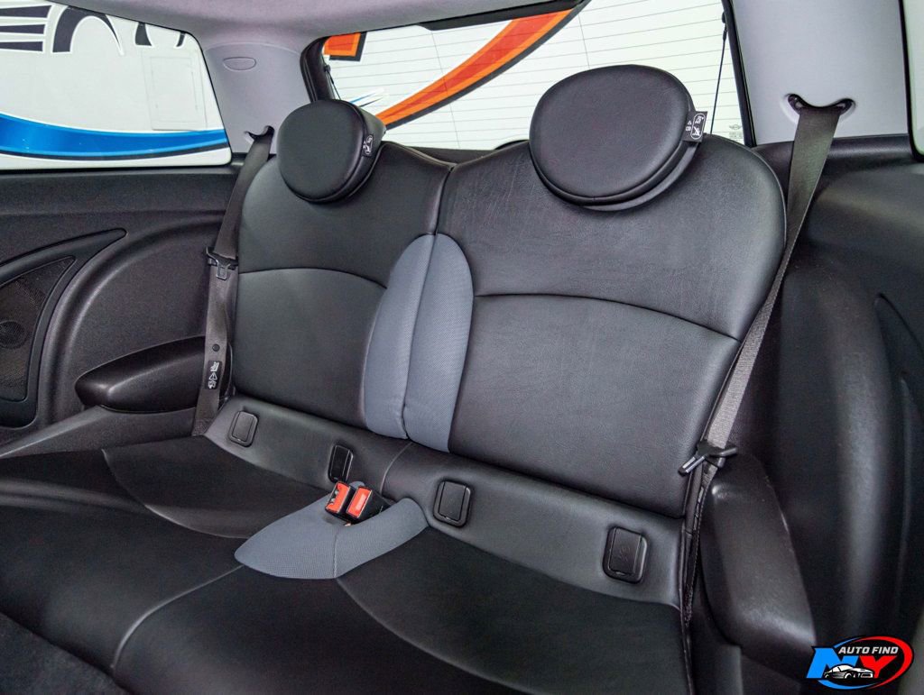 Used 2009 MINI Cooper S image 17