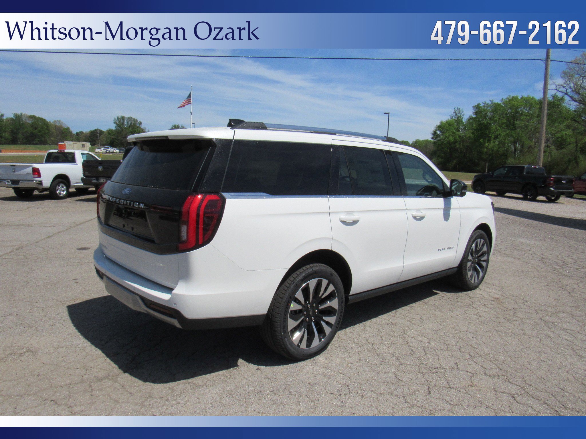 New 2026 Ford Expedition Platinum image 13