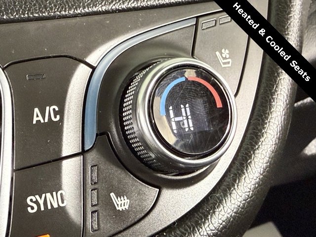 Used 2018 Chevrolet Malibu Premier w/ Premier Sun and Wheel Package image 23