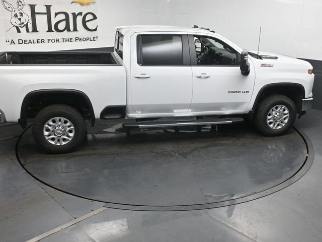 New 2026 Chevrolet Silverado 3500 LT w/ All Star Edition AWD/4WD image 17